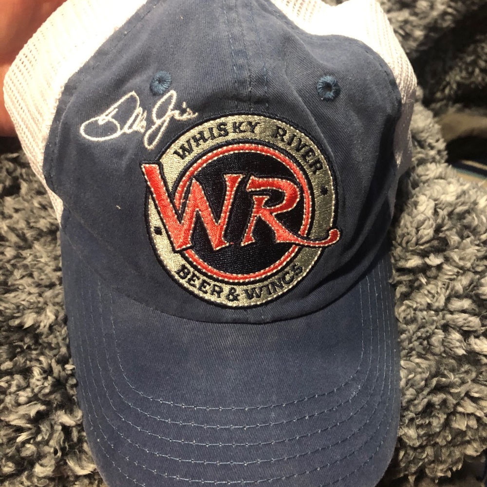 Dale Jr hat